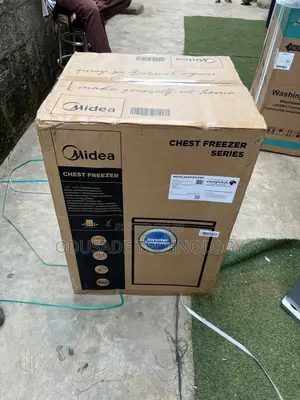 Midea 142L Durable Inverter Chest Freezer