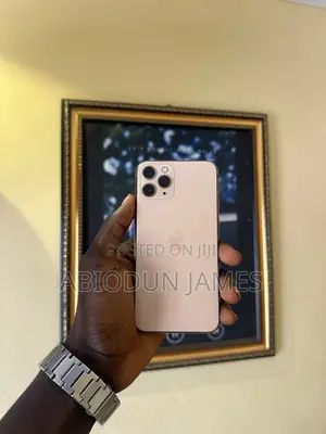 Apple iPhone 11 Pro 64 GB Gold