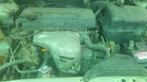 Toyota Camry 2004 Gold