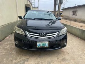 Toyota Corolla 2010 Black