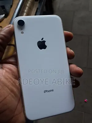 Apple iPhone XR 128 GB White