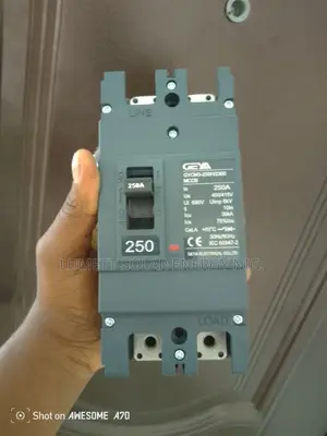 Geya 320A GRM3-350HU DC Circuit Breaker