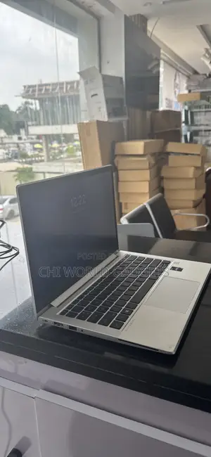 Laptop HP EliteBook 630 G10 32GB Intel Core i7 SSD 512GB