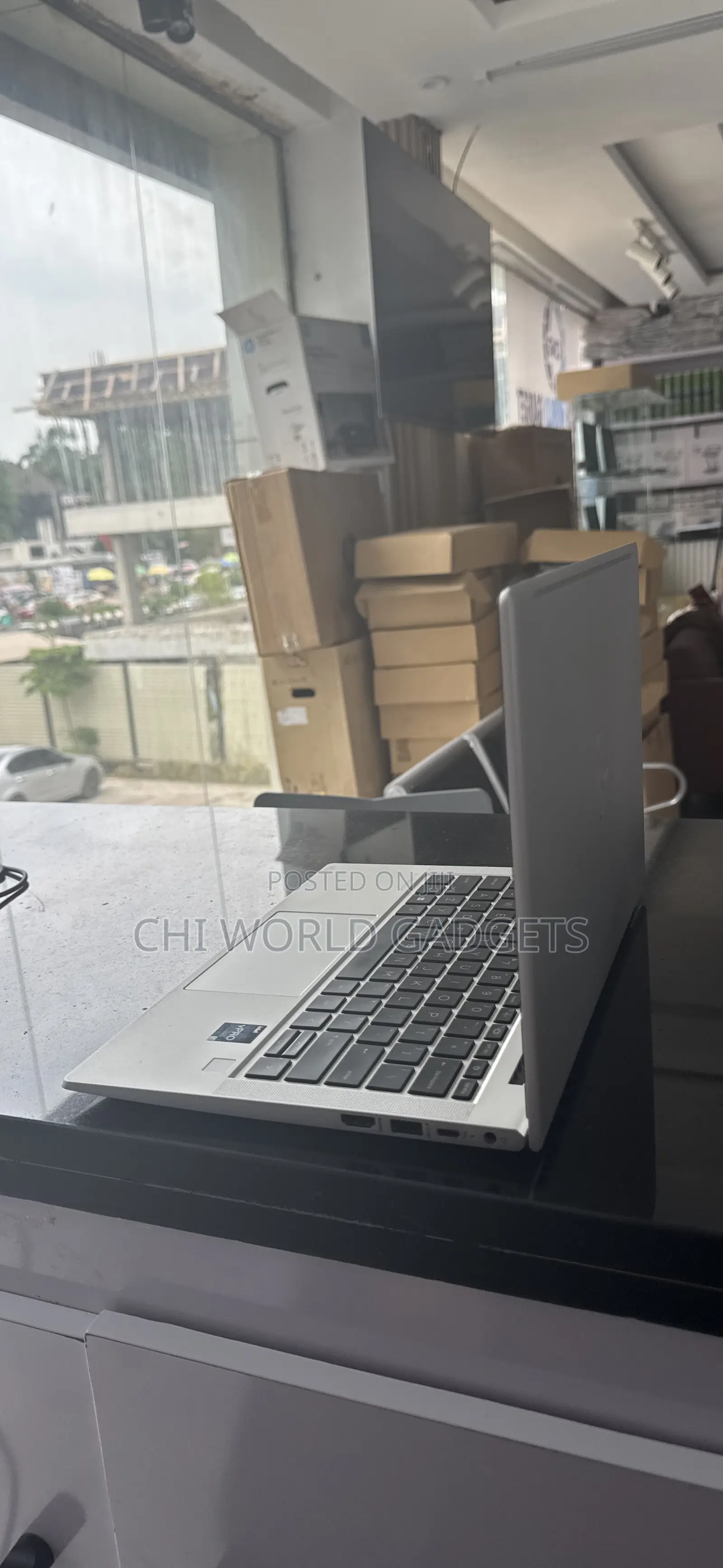 Laptop HP EliteBook 630 G10 32GB Intel Core i7 SSD 512GB
