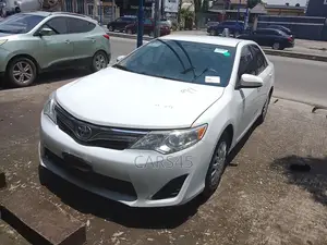 Toyota Camry L 4dr Sedan (2.5L 4cyl 6A) 2014 White
