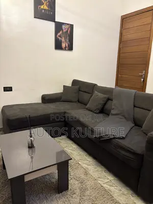 L Shaped Chair / Couch
