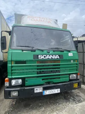 SCANIA 15tons Container Body