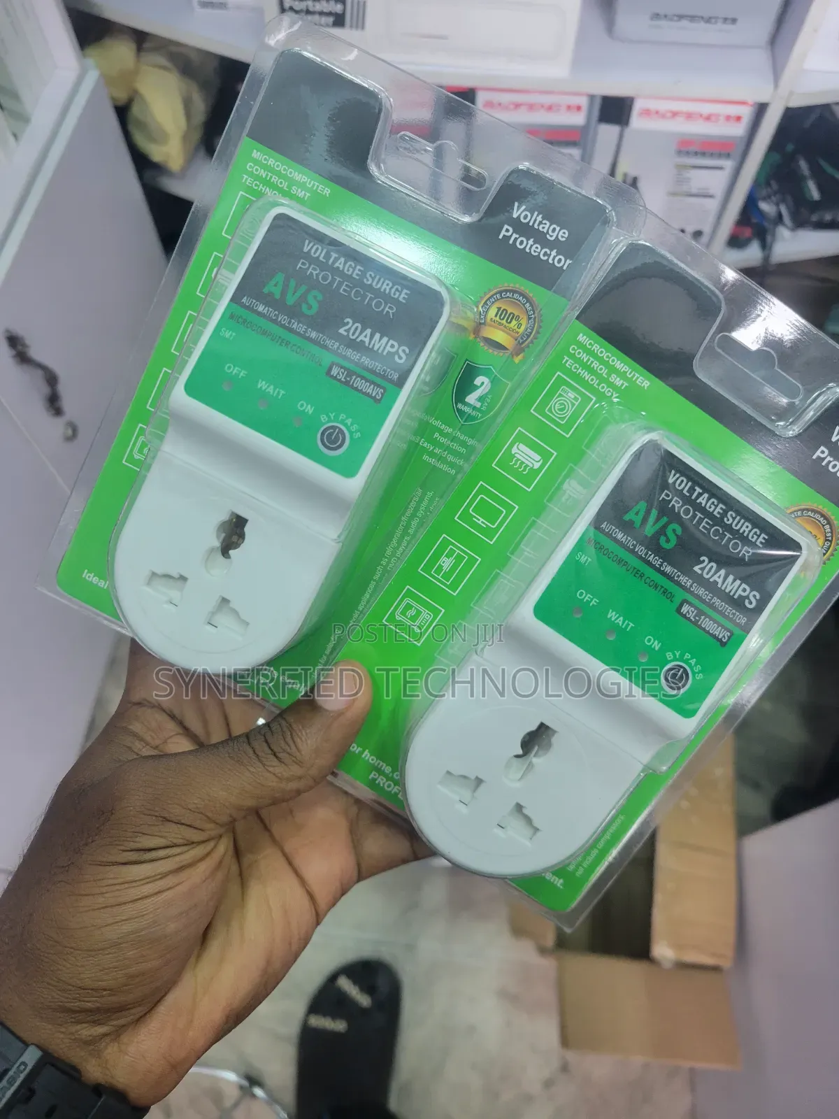 20AMPS Voltage Surge Protectors Automatic Voltage Switcher