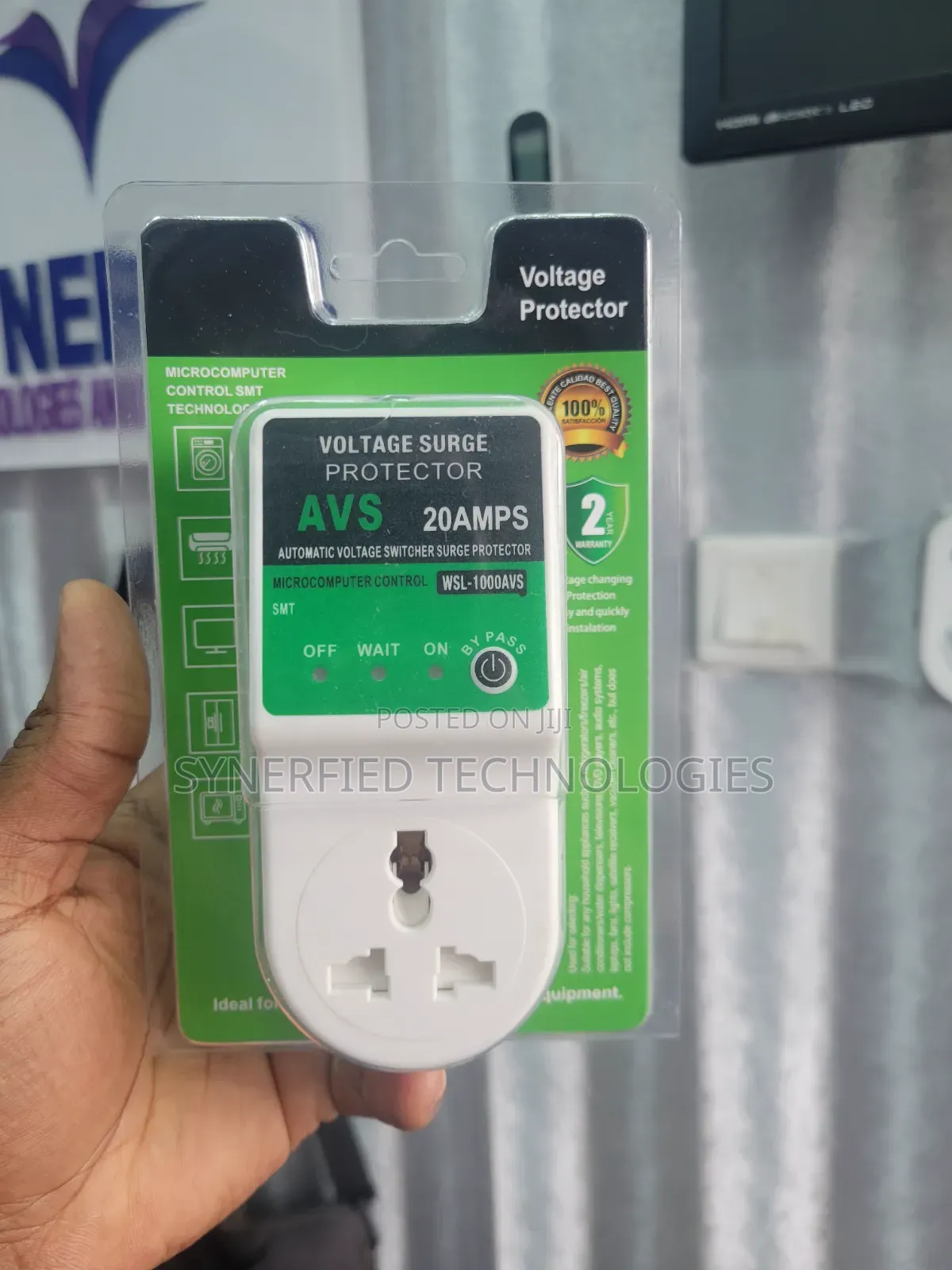 20AMPS Voltage Surge Protectors Automatic Voltage Switcher