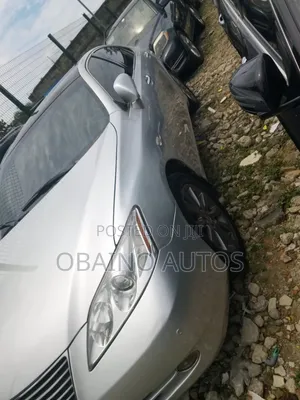 Lexus ES 2012 Silver