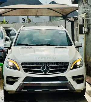 Mercedes-Benz M Class ML350 4MATIC 4dr SUV AWD (3.5L 6cyl 7A) 2014