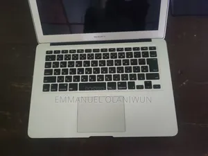 Laptop Apple MacBook 2017 8GB Intel Core i5 SSD 256GB