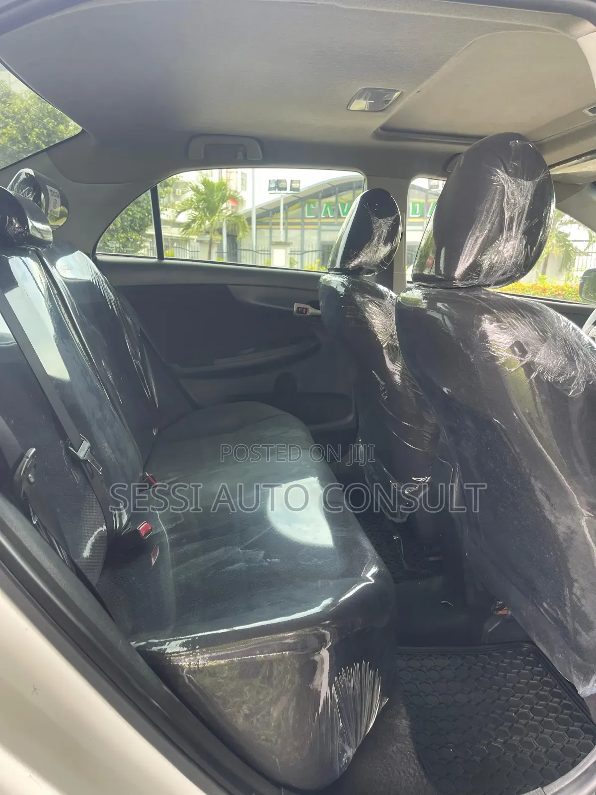 Toyota Corolla 2010 White
