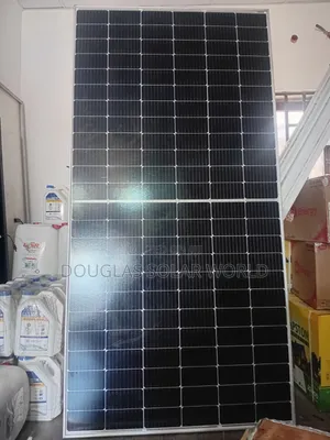 Jinko 700W Monocrystalline Solar Panel