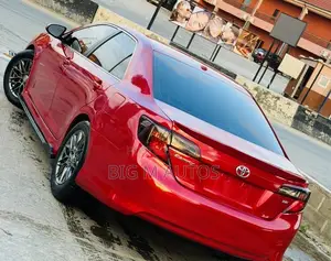 Toyota Camry SE 4dr Sedan (2.5L 4cyl 6A) 2013 Red