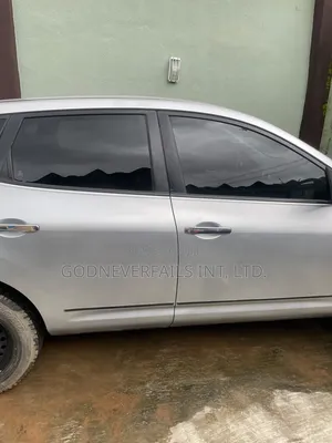 Nissan Rogue 2010 Silver