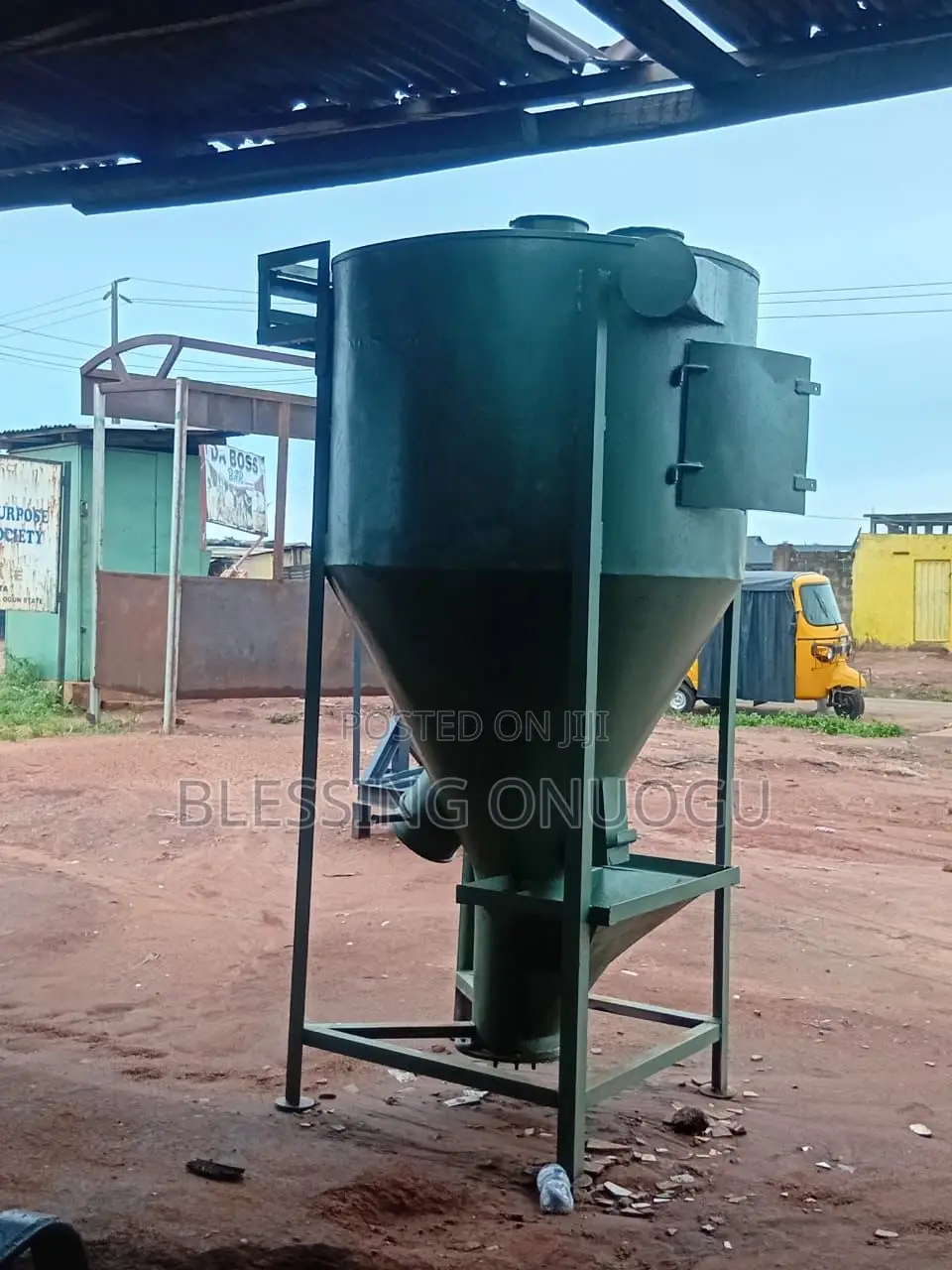1 Ton Vertical Mixer