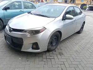 Toyota Corolla 2014 Silver