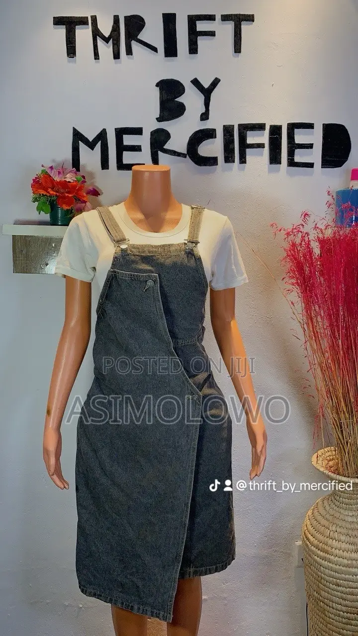 Woman Romper/Dungarees