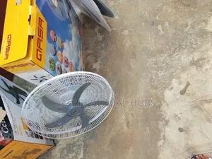New in Qasa 18" Rechargeable Standing Fan With 1 Year Warranty+remote