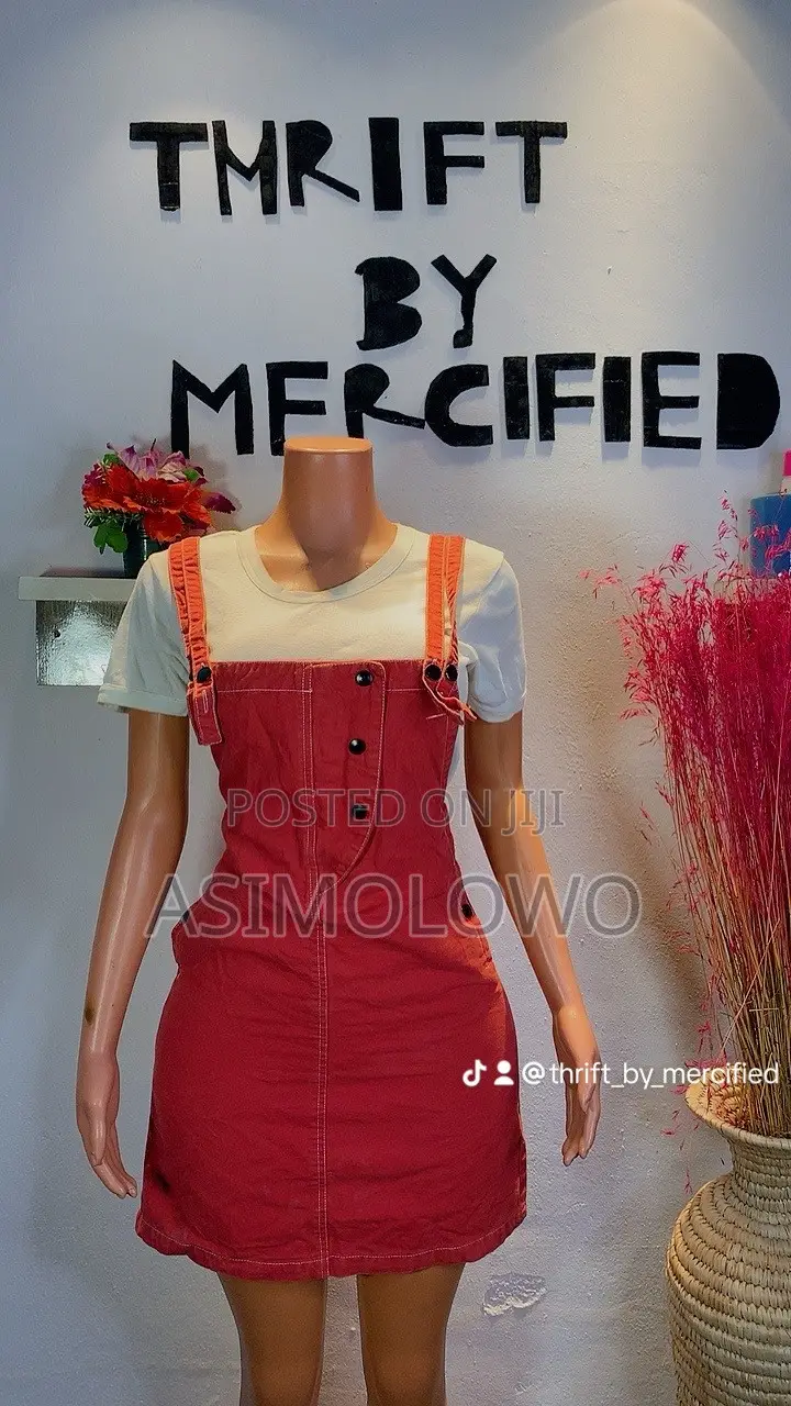 Woman Romper/Dungarees