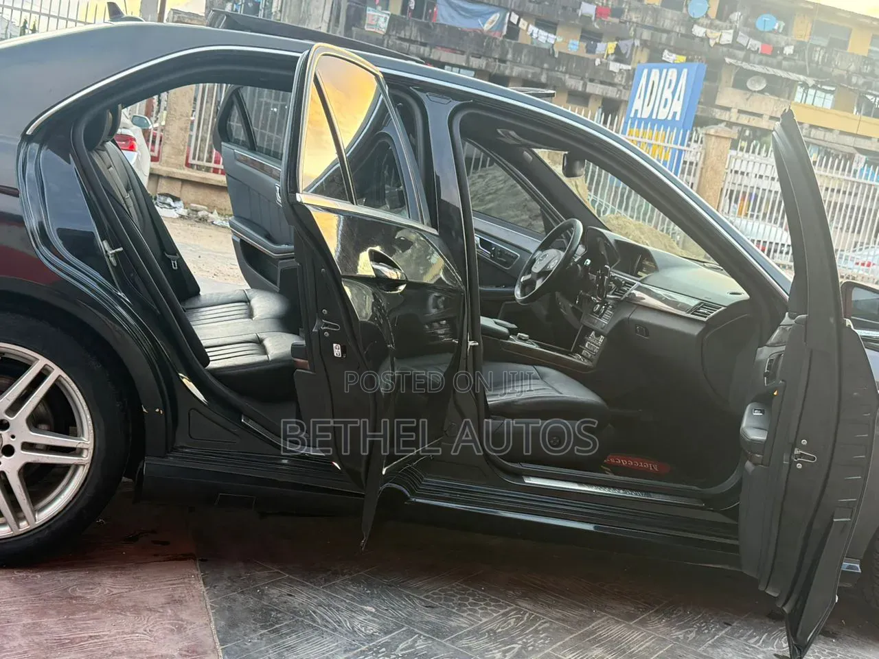 Mercedes-Benz E350 2011 Black