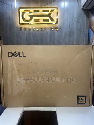 New Laptop Dell XPS 13 (9350) 32GB Intel Core Ultra 9 SSD 512GB