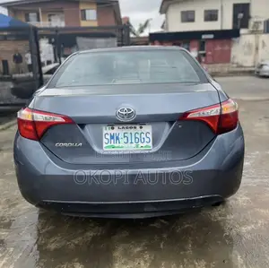Toyota Corolla 2015 Gray