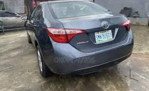 Toyota Corolla 2015 Gray
