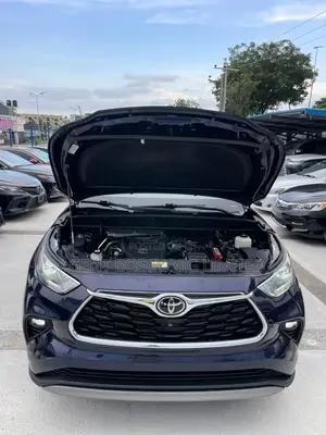 Toyota Highlander Platinum FWD 2023 Blue