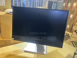 New Desktop Computer Dell OptiPlex 5260 8GB Intel Core i5 SSD 256GB