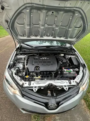 Toyota Corolla LE 4dr Sedan (1.8L 4cyl CVT) 2015 Gray