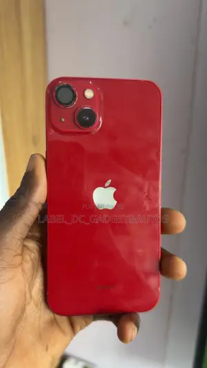 Apple iPhone 13 128 GB Red