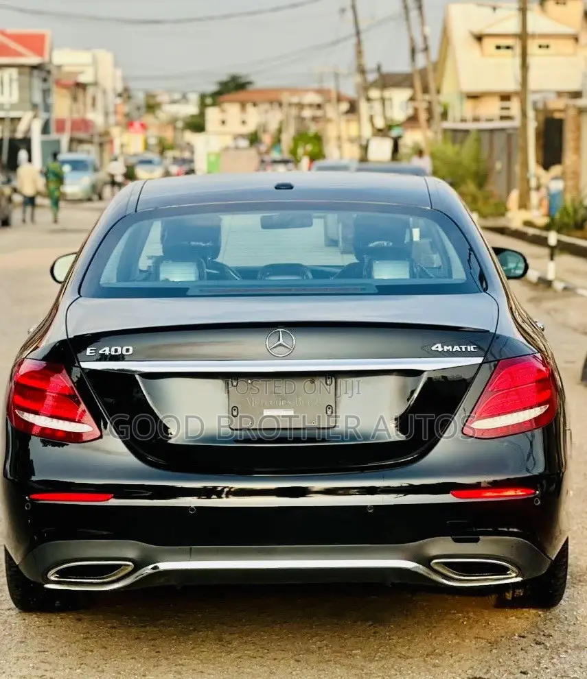 Mercedes-Benz E400 2018 Black
