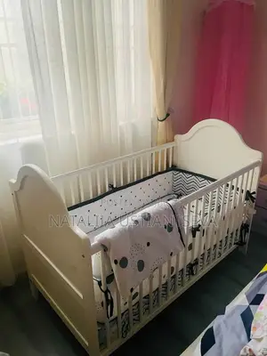 Wooden Crib With Mattress