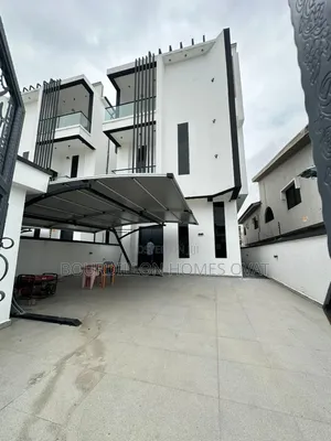 5bdrm Duplex in Ikota Lekki Lagos for sale