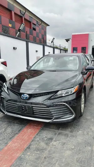 Toyota Camry LE 2021 Black