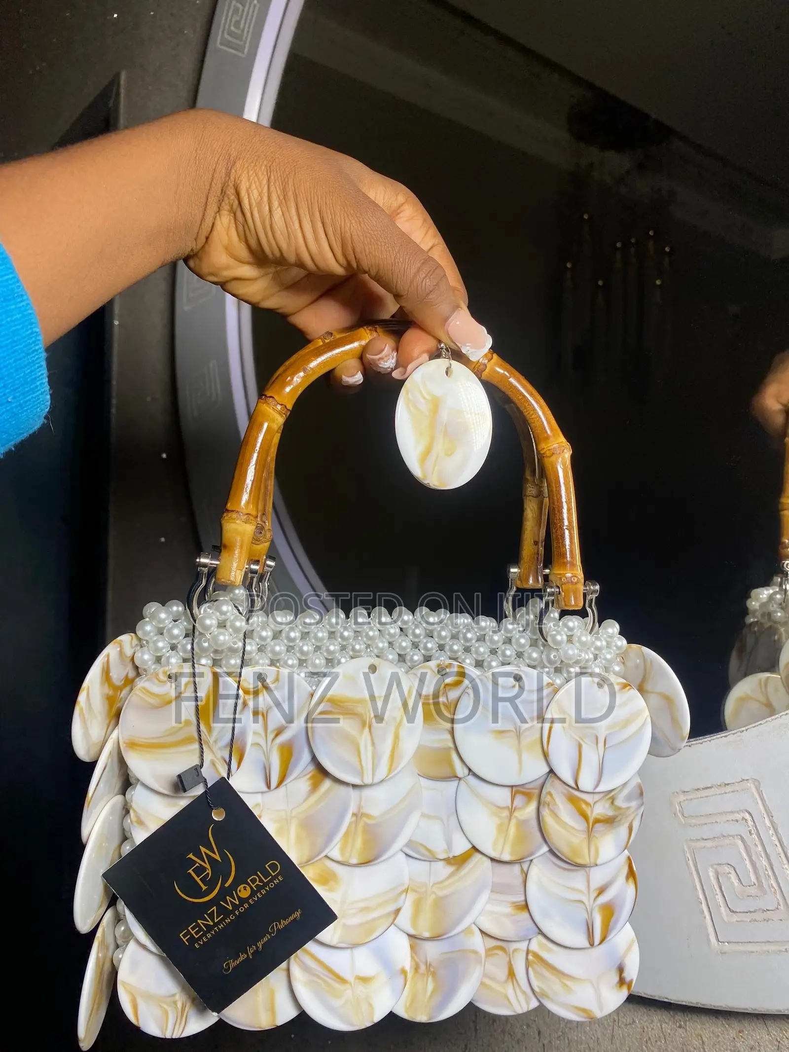 Shell Luxe