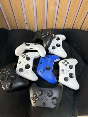 Xbox One Controllers