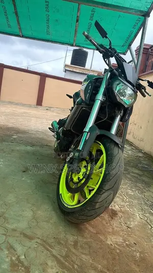 Yamaha 2017 Black