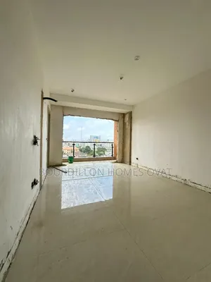 4bdrm Penthouse in Victoria Island for sale