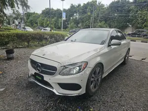 Mercedes-Benz C300 2015 White