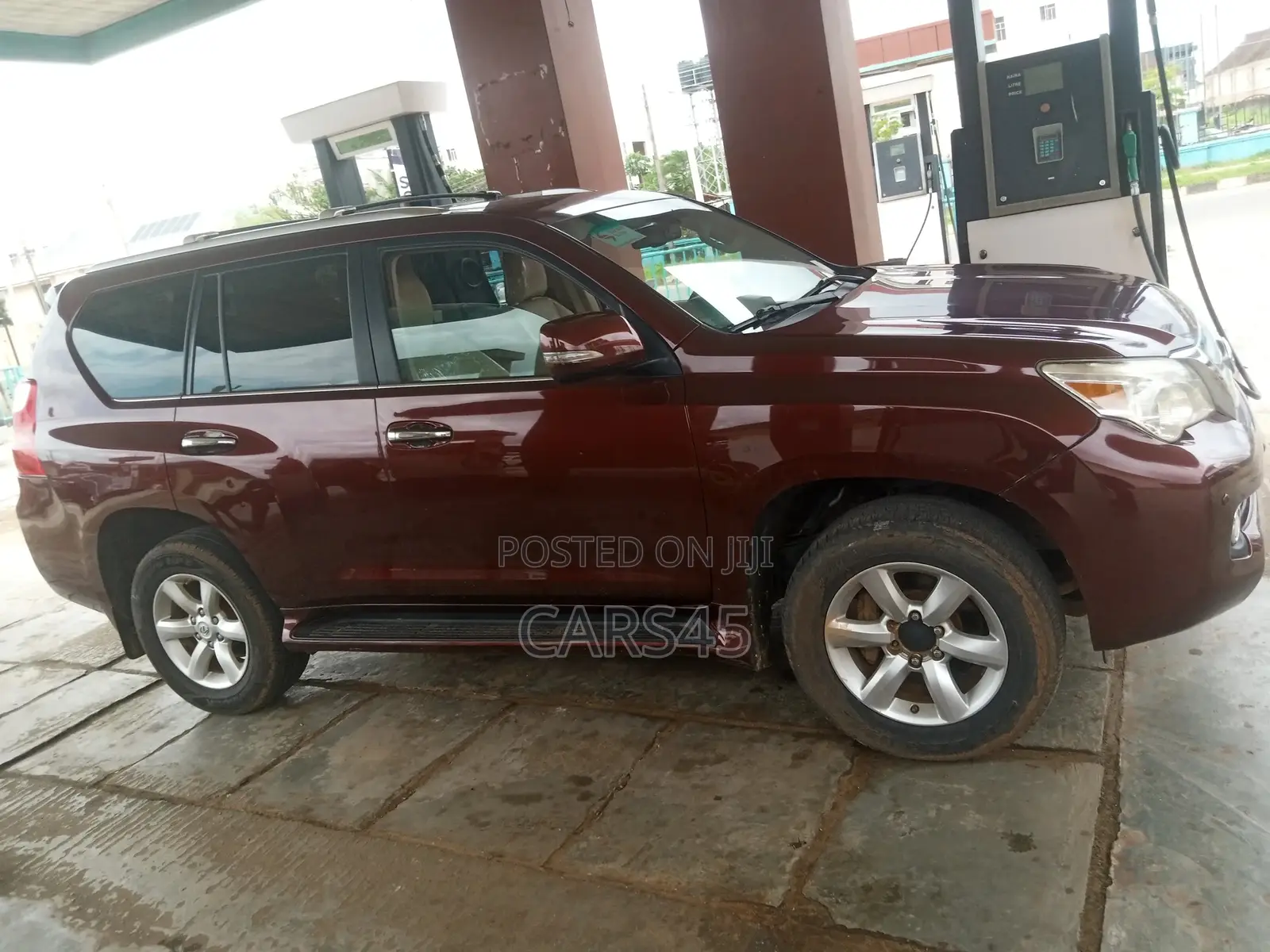 Lexus GX 2010 Red