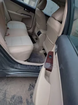 Toyota Camry XLE V6 4dr Sedan (3.5L 6cyl 6A) 2012 Green