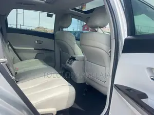 Toyota Venza V6 2010 Silver