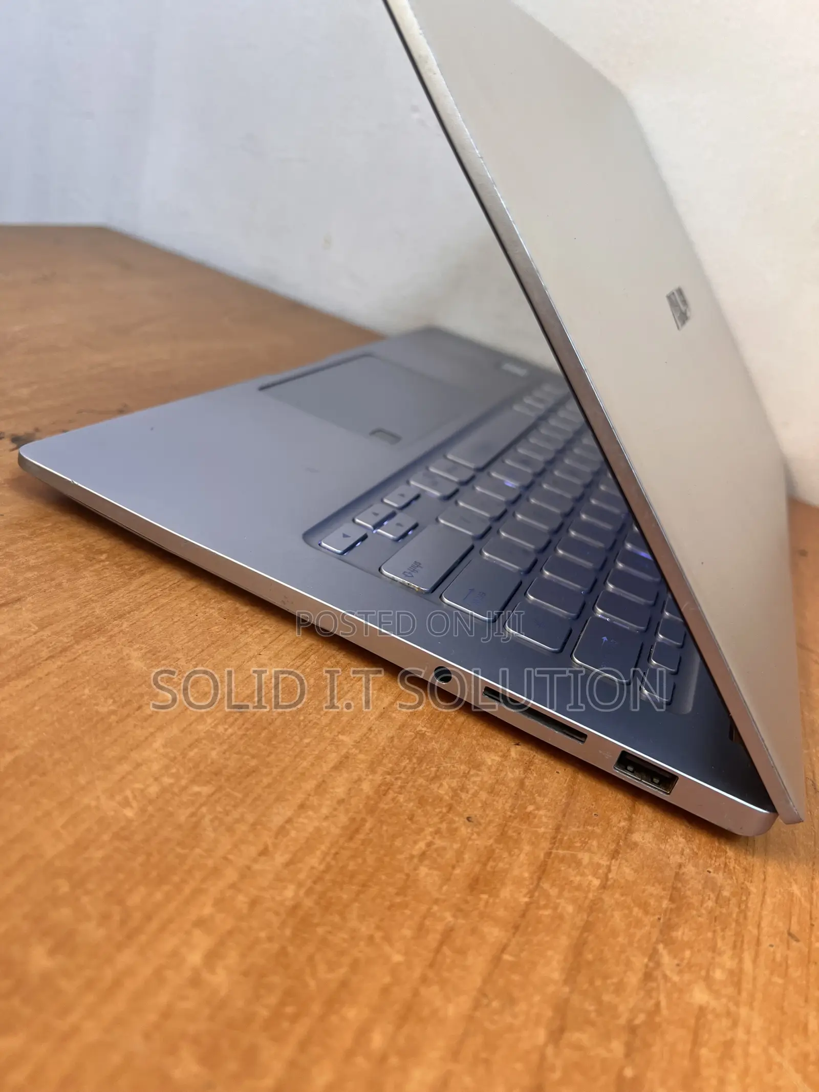 Laptop Asus 8GB Intel Core i5 SSD 128GB