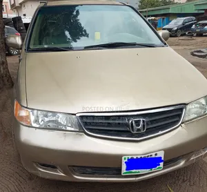 Honda Odyssey 2004 Gold