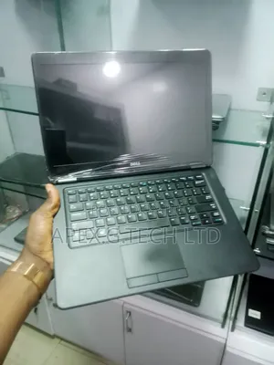 Laptop Dell Latitude 7450 8GB Intel Core i5 SSD 256GB