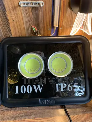 AKT 100W Solar Flood Light