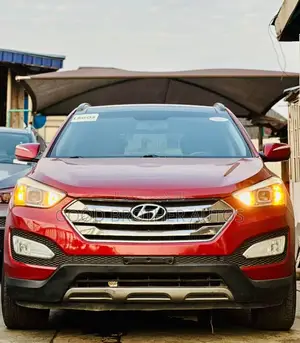 Hyundai Santa Fe 2013 Red
